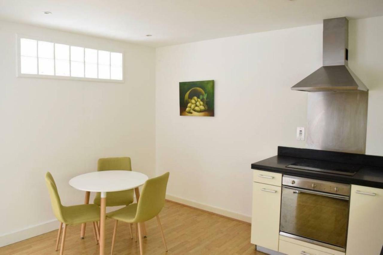 Modern 1 Bedroom Flat In Canary Wharf